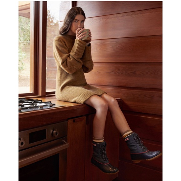 GOOP x SPERRY Saltwater LIMITED EDITION Duck Boots - Picture 2 of 15